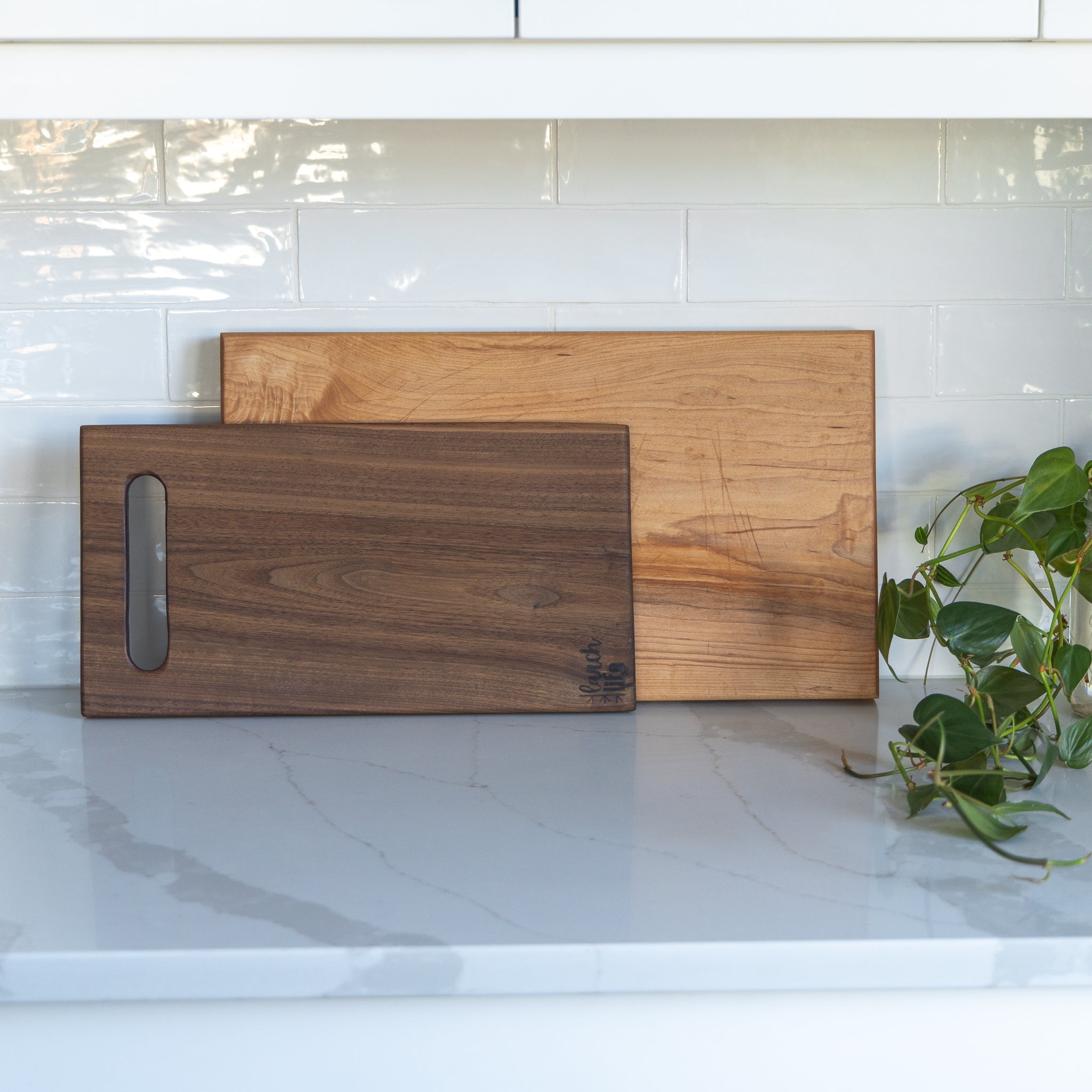 Walnut Custom Cutting Board: Handle or Juice Groove