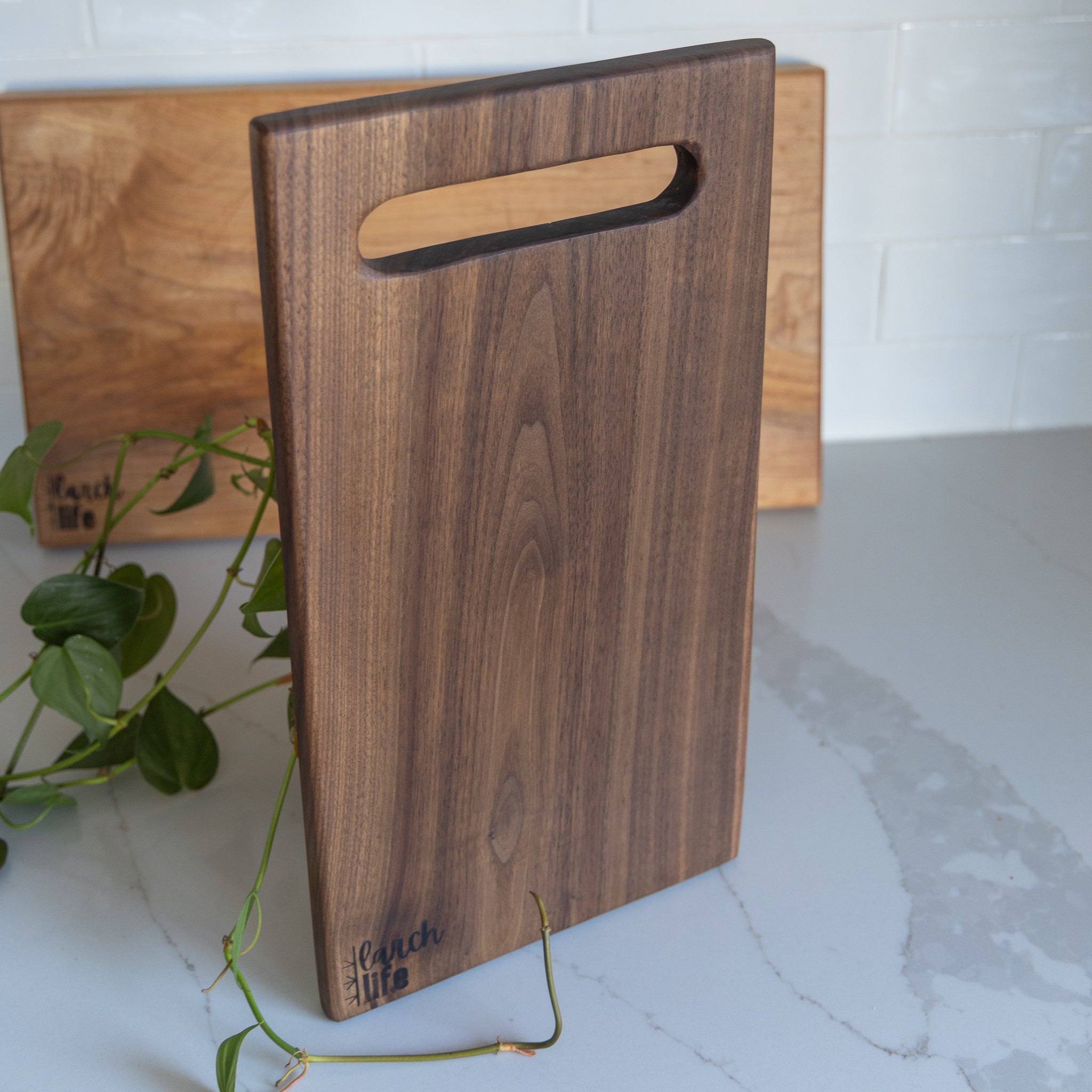 Walnut Custom Cutting Board: Handle or Juice Groove