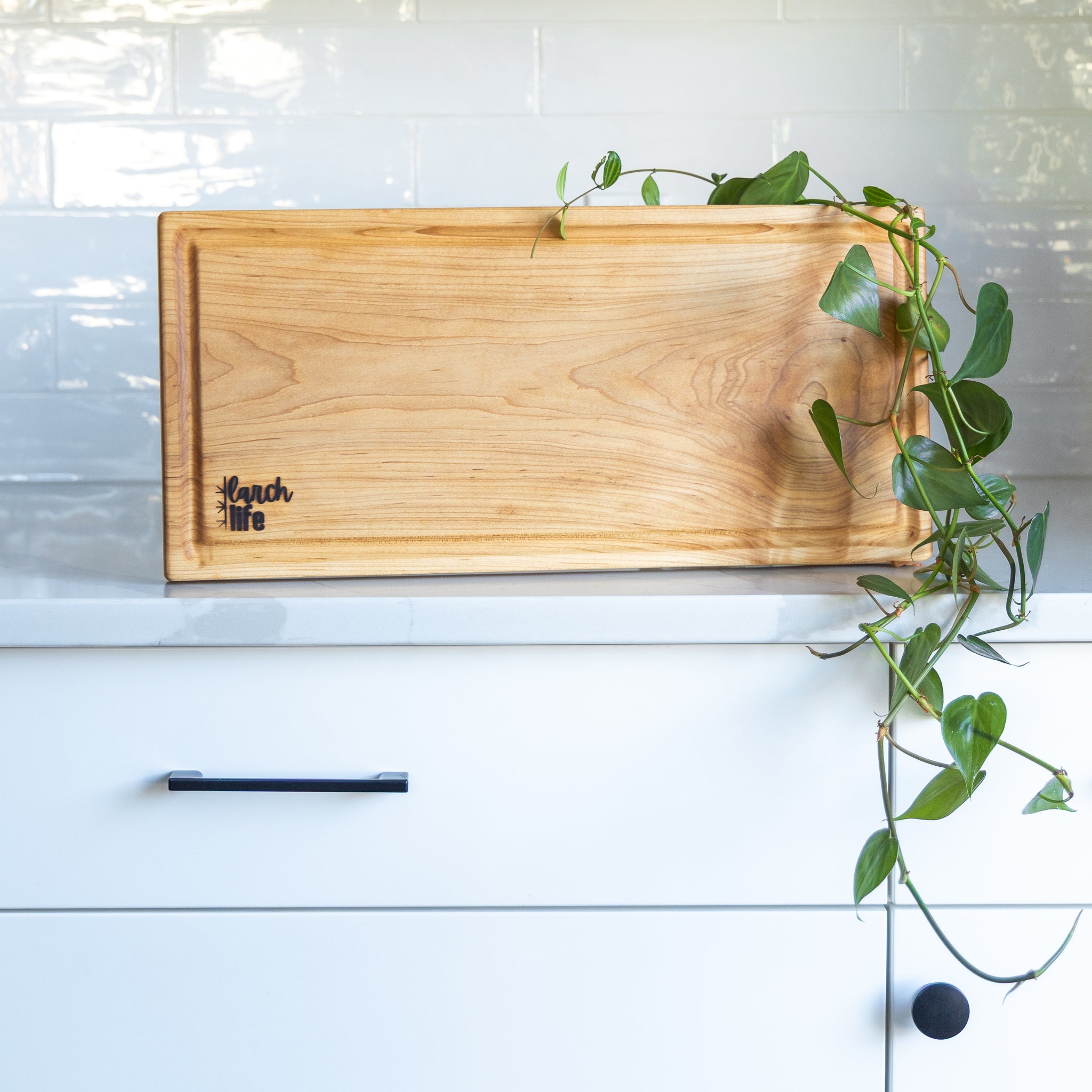 Maple Custom Cutting Board: Handle or Juice Groove