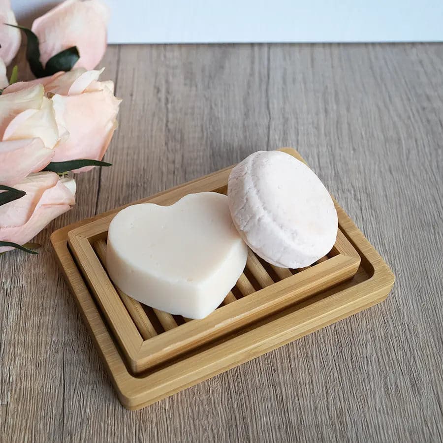 Eco-friendly hydrating shampoo and conditioner bar set 