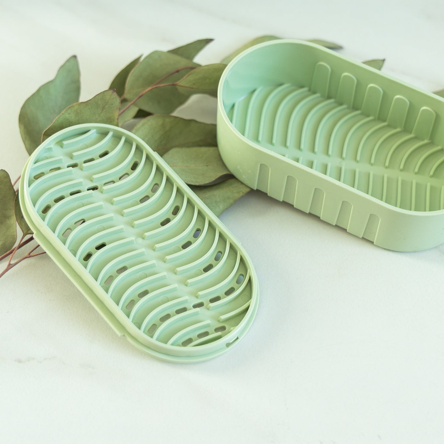 Travel Case and Soap Dish for Bar Shampoo